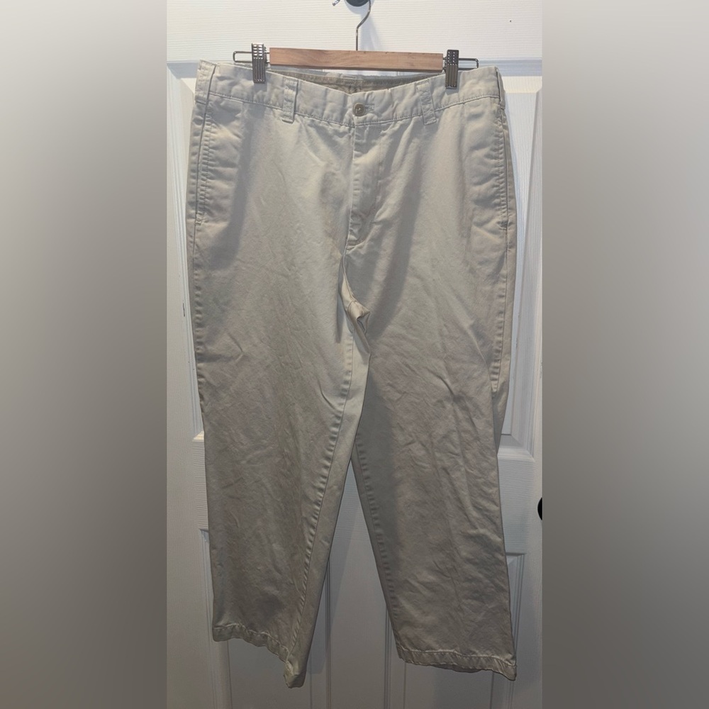 Men’s Izod Khaki Pants Straight Fit